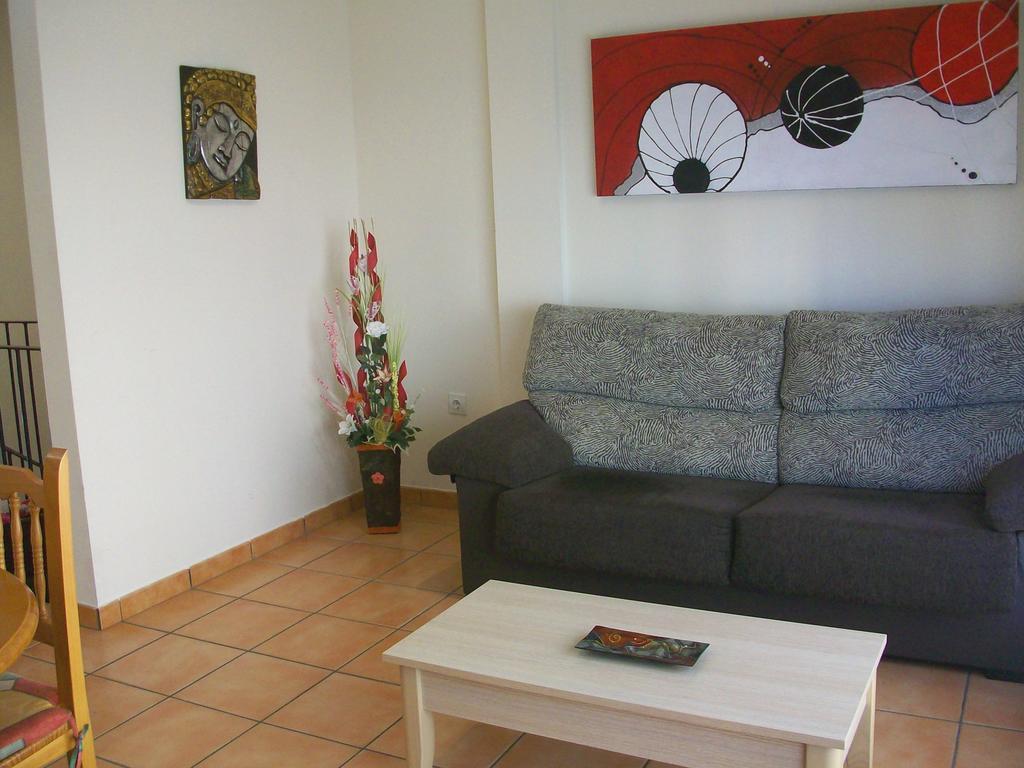 Apartamentos Par Tres - Oliva Nova Rom bilde