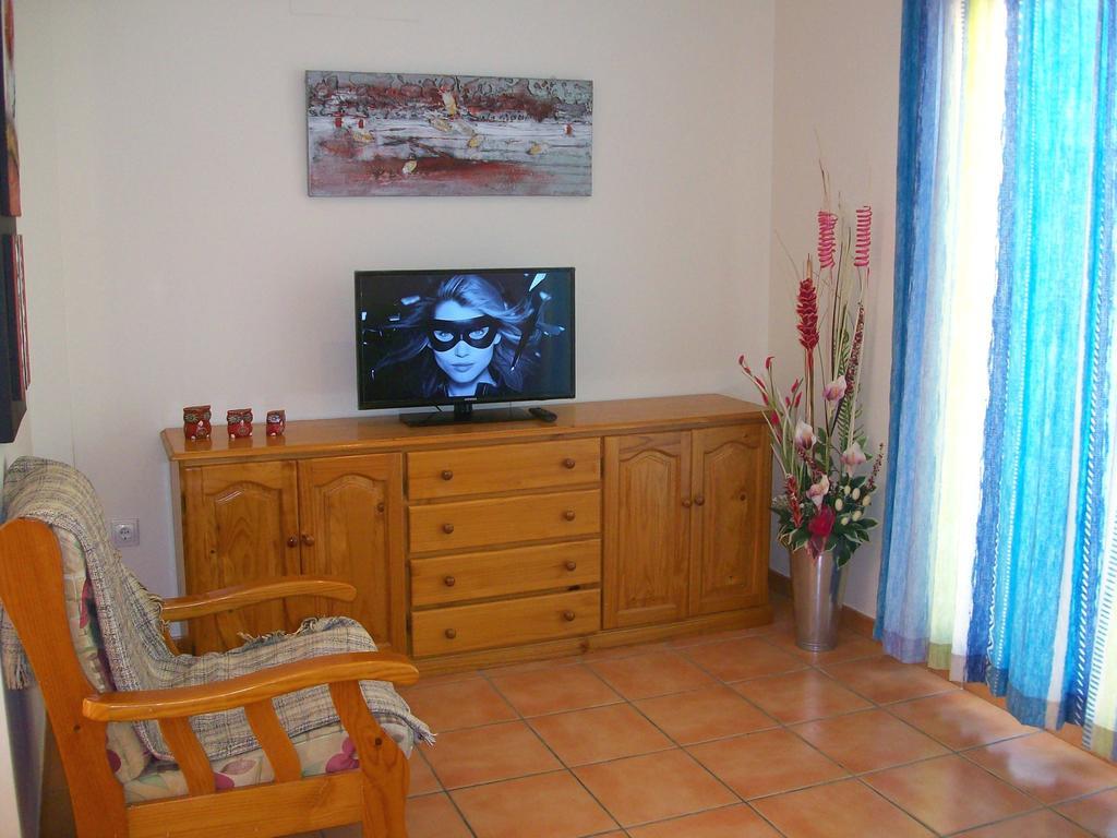 Apartamentos Par Tres - Oliva Nova Rom bilde