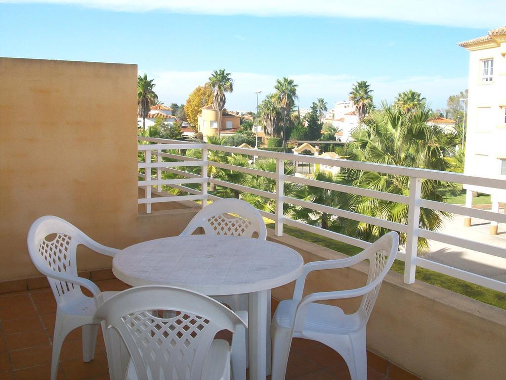 Apartamentos Par Tres - Oliva Nova Rom bilde